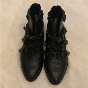6.5 black Gianni Bini boots